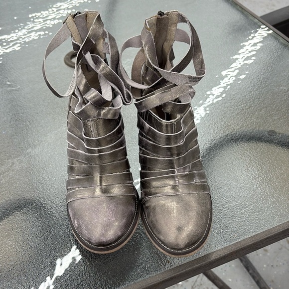 Free People | Hybrid Metallic Strappy Heel - Picture 3 of 5
